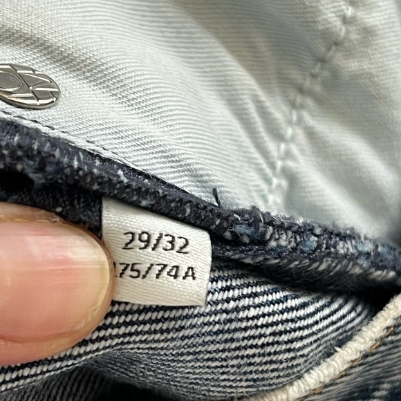 Toteme Twisted Seam Straight Wide Leg Jeans 29 Worn Wash Blue - Picture 11 of 12